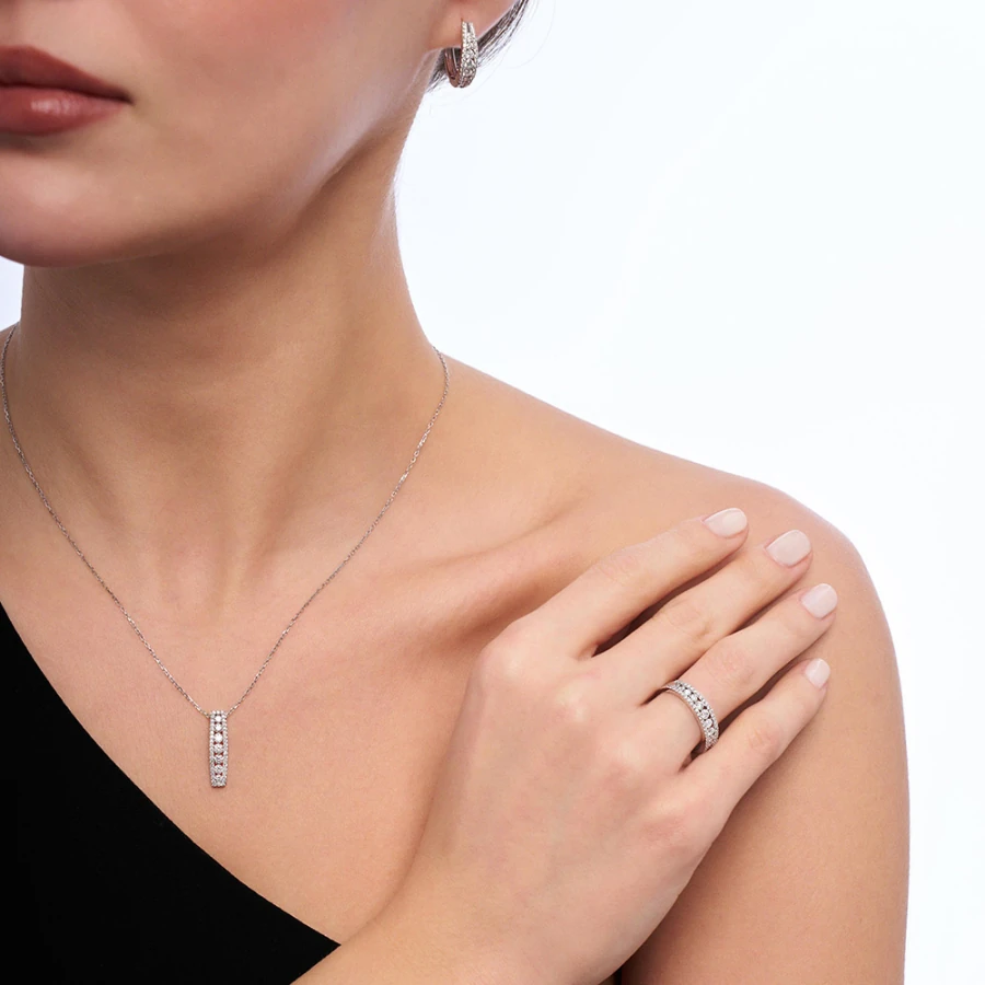 0.77 ct. Diamant Creolen Ohrringe