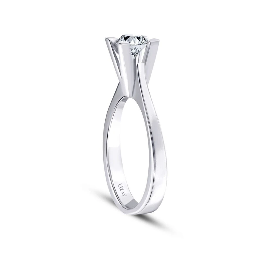 0.60 Carat Diamond Round Solitaire Engagement Ring