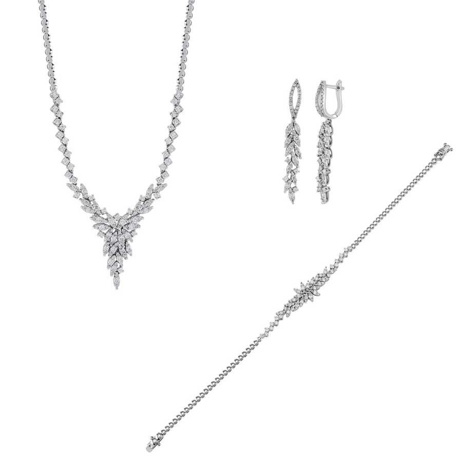 3.80 Carat Diamond Trend Set