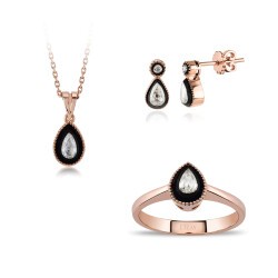 0.37 Carat Diamond Pear Set