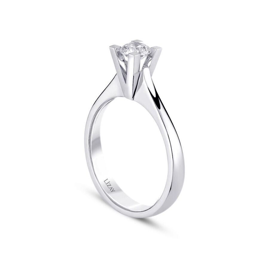 0.30 Carat Diamond Round Solitaire Engagement Ring