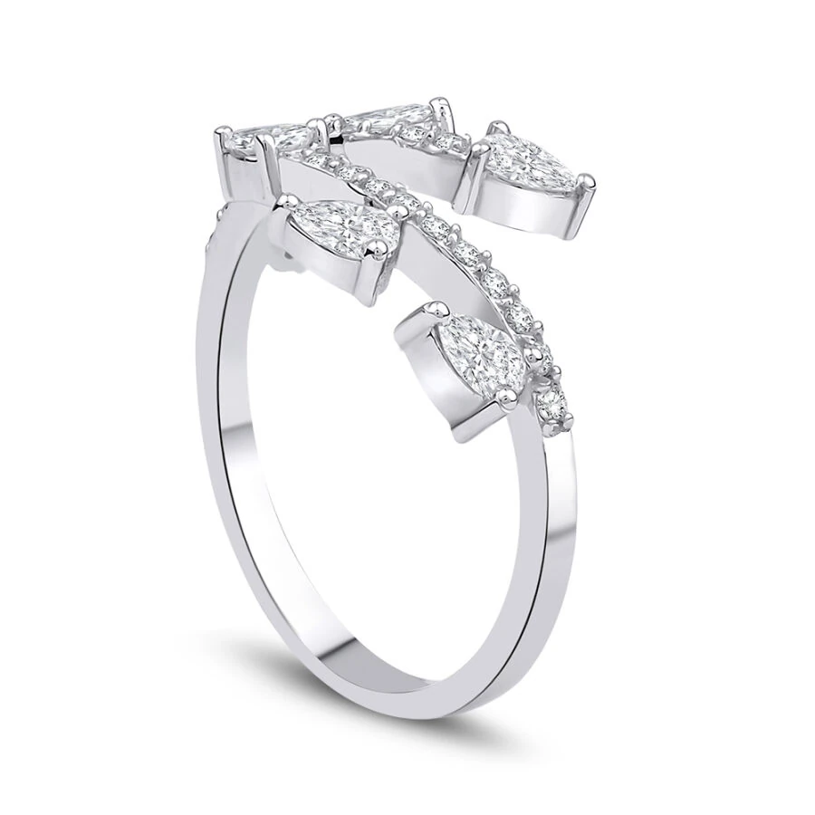 0.72 Carat Diamond Trend Ring