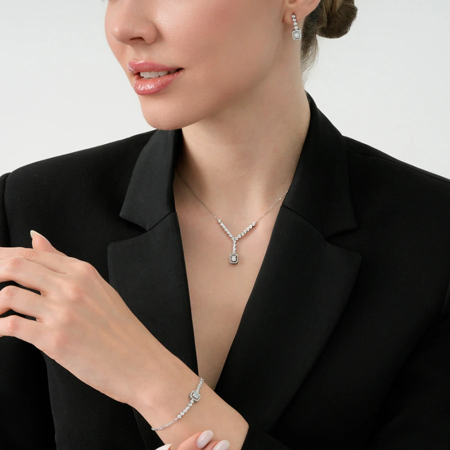 0.17 Carat Diamond Baguette Bracelet