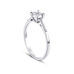 0.15 Carat Diamond Trend Ring