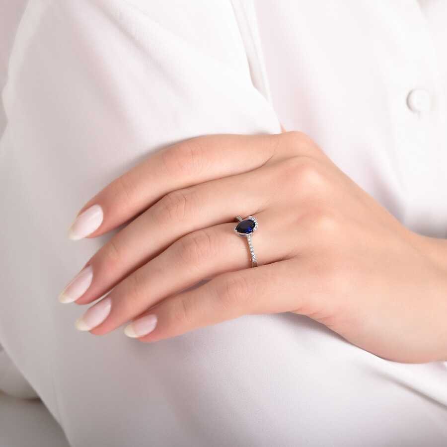 1.19 Carat Diamond Sapphire Ring
