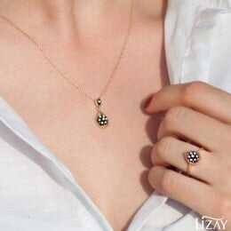 0.36 Carat Diamond Rose Set