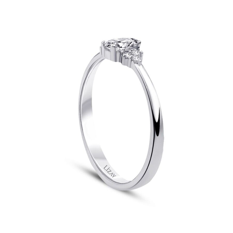 0.30 Carat Diamond Pear Trend Ring