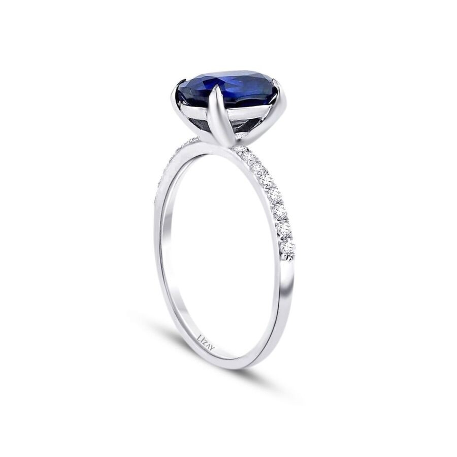1.92 Carat Diamond Oval Sapphire Ring