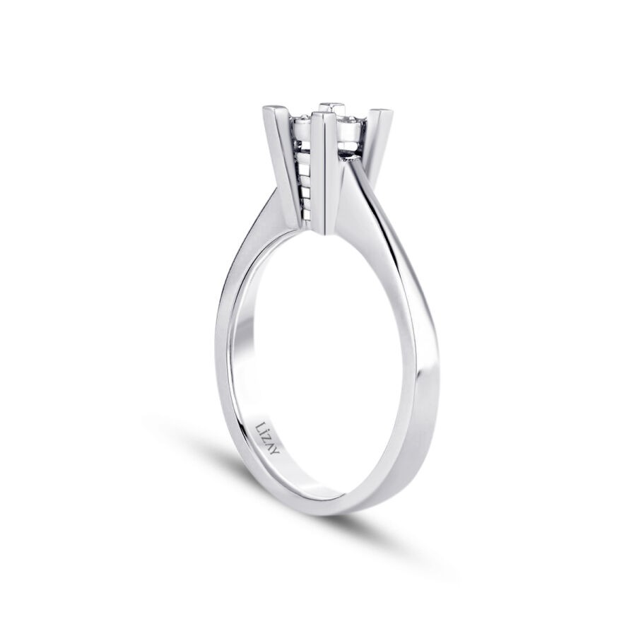 1.00 Carat-Style Diamond-Effect Round Solitere Engagement Ring