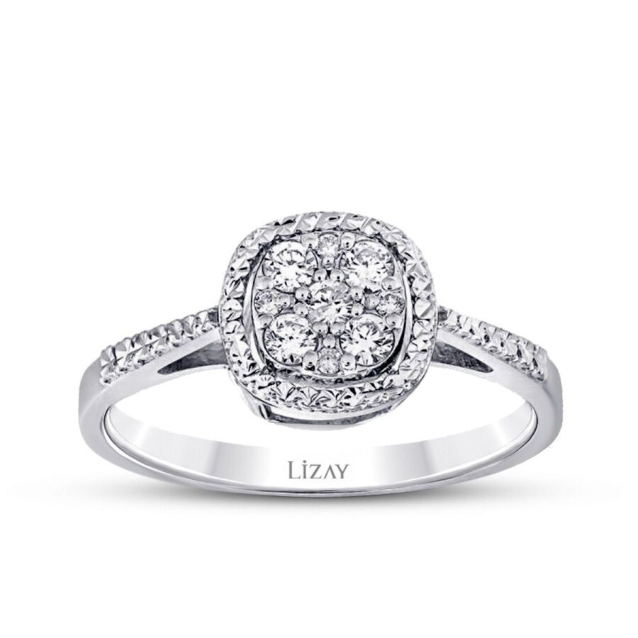 0.21 Carat Diamond-Effecet Ring