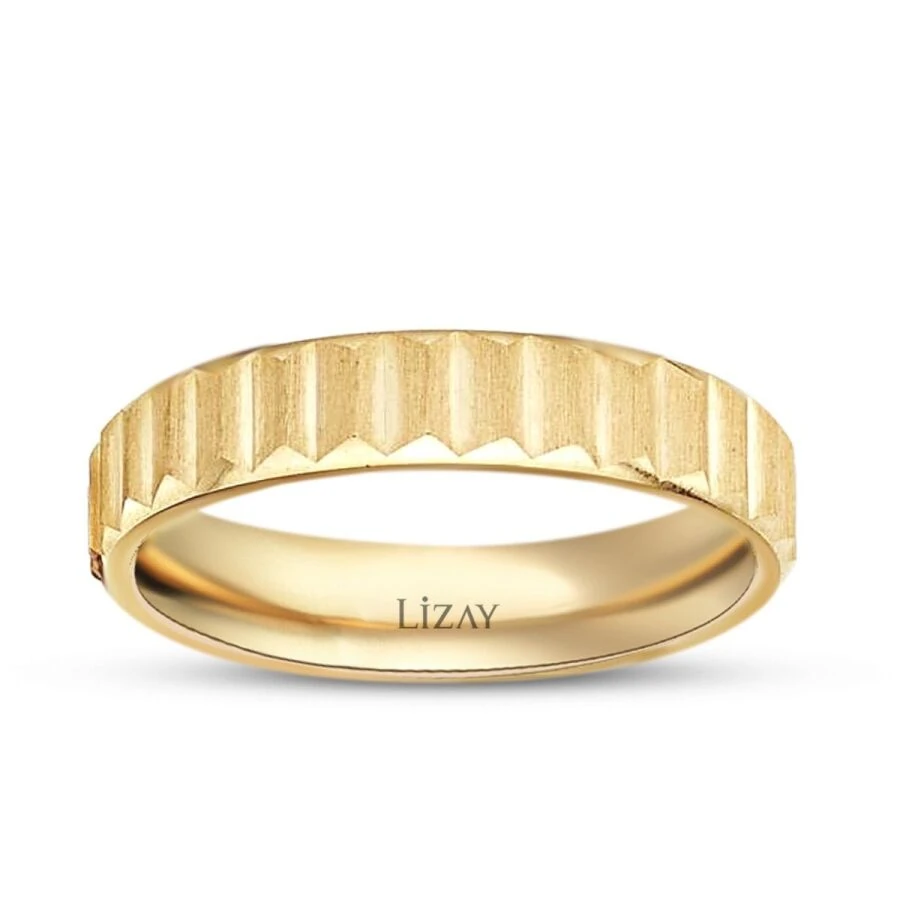 Classic Gold Wedding Band