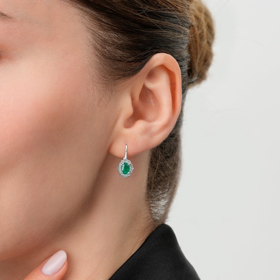 0.94 Carat Diamond Emerald Earrings