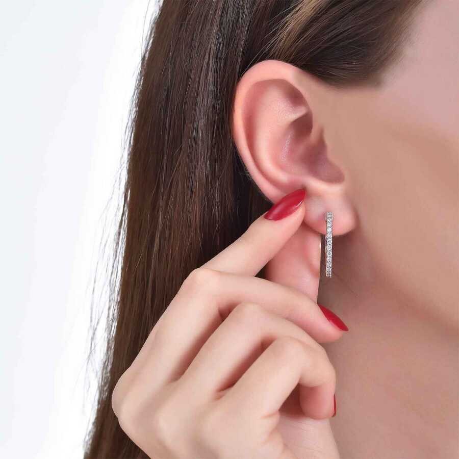 0.67 Carat Diamond Hoop Earrings