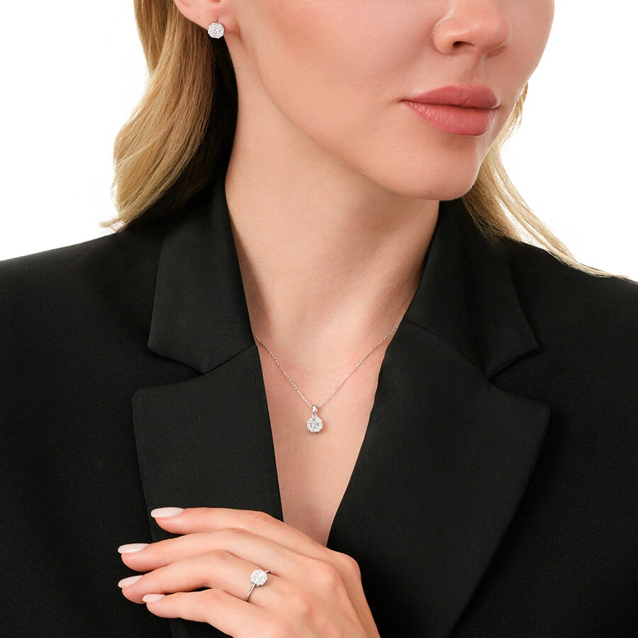 0.24 Carat Diamond Baguette Round Ring