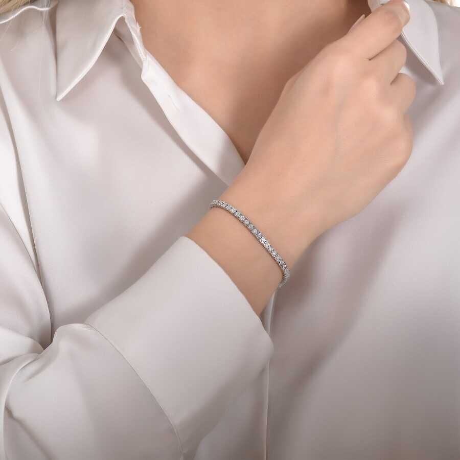 3.89 Carat Diamond Tennis Bracelet