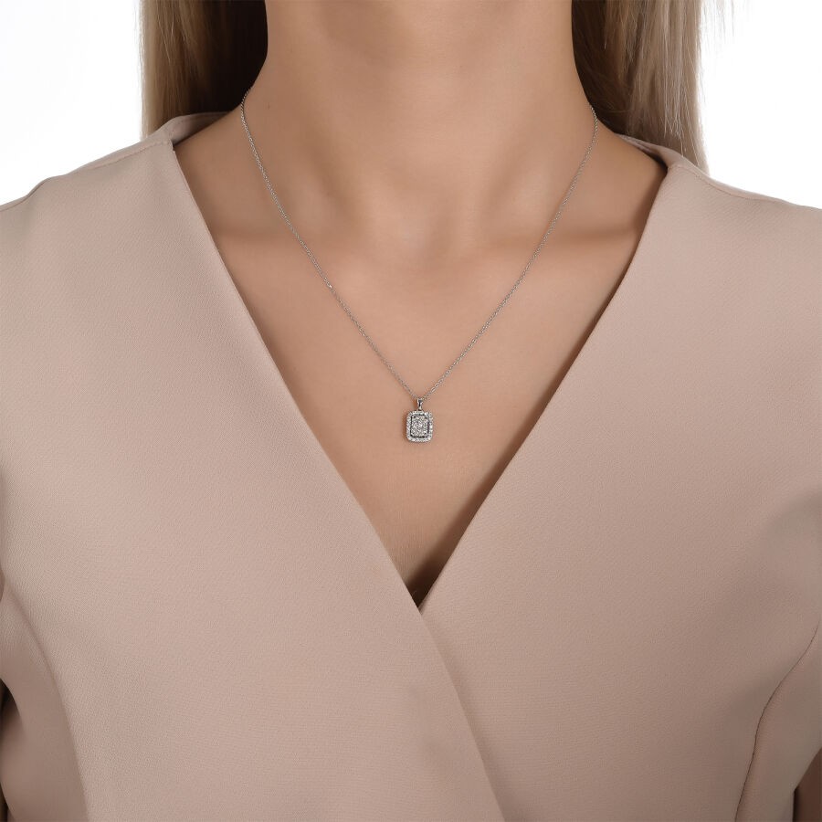 0.21 Carat Diamond Necklace