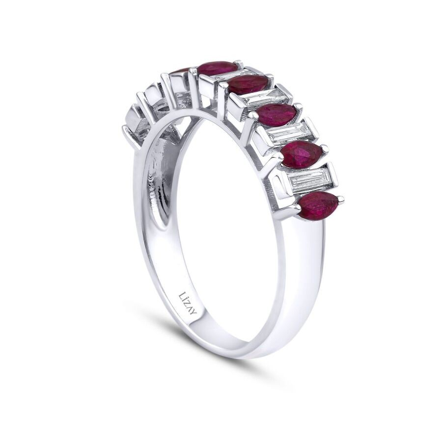 1.06 Carat Diamond Ruby Ring