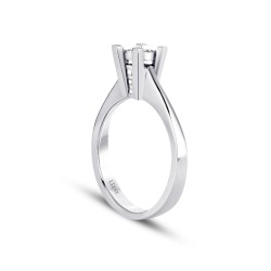 1.00 Carat-Style Diamond-Effect Round Solitere Engagement Ring