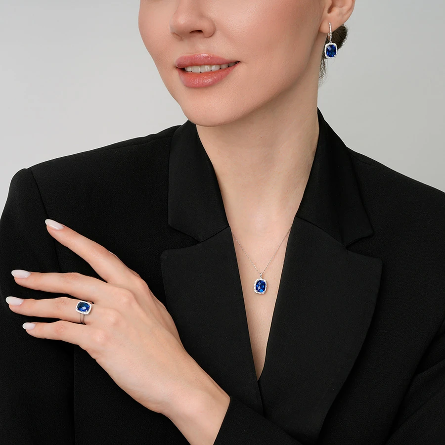 1.96 Carat Diamond Sapphire Necklace