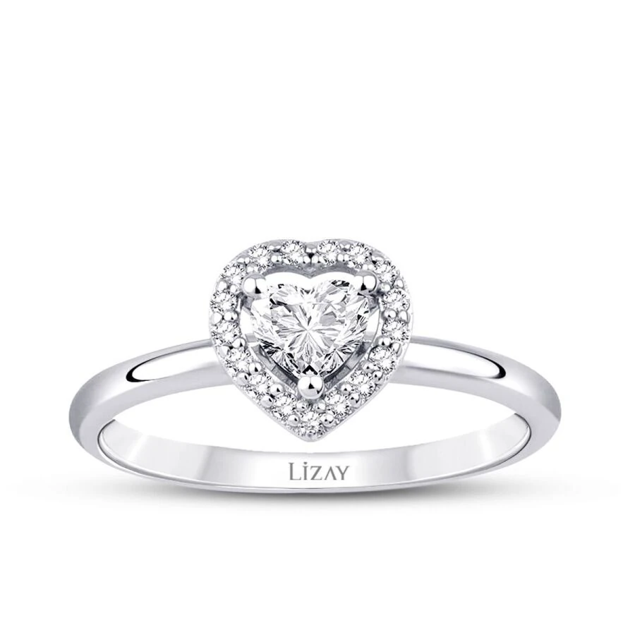 0.39 Carat Diamond Heart Trend Ring