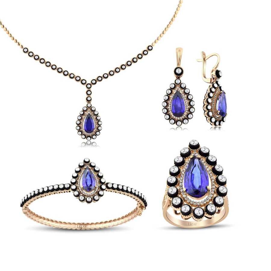 20.22 Carat Diamond Sapphire Set