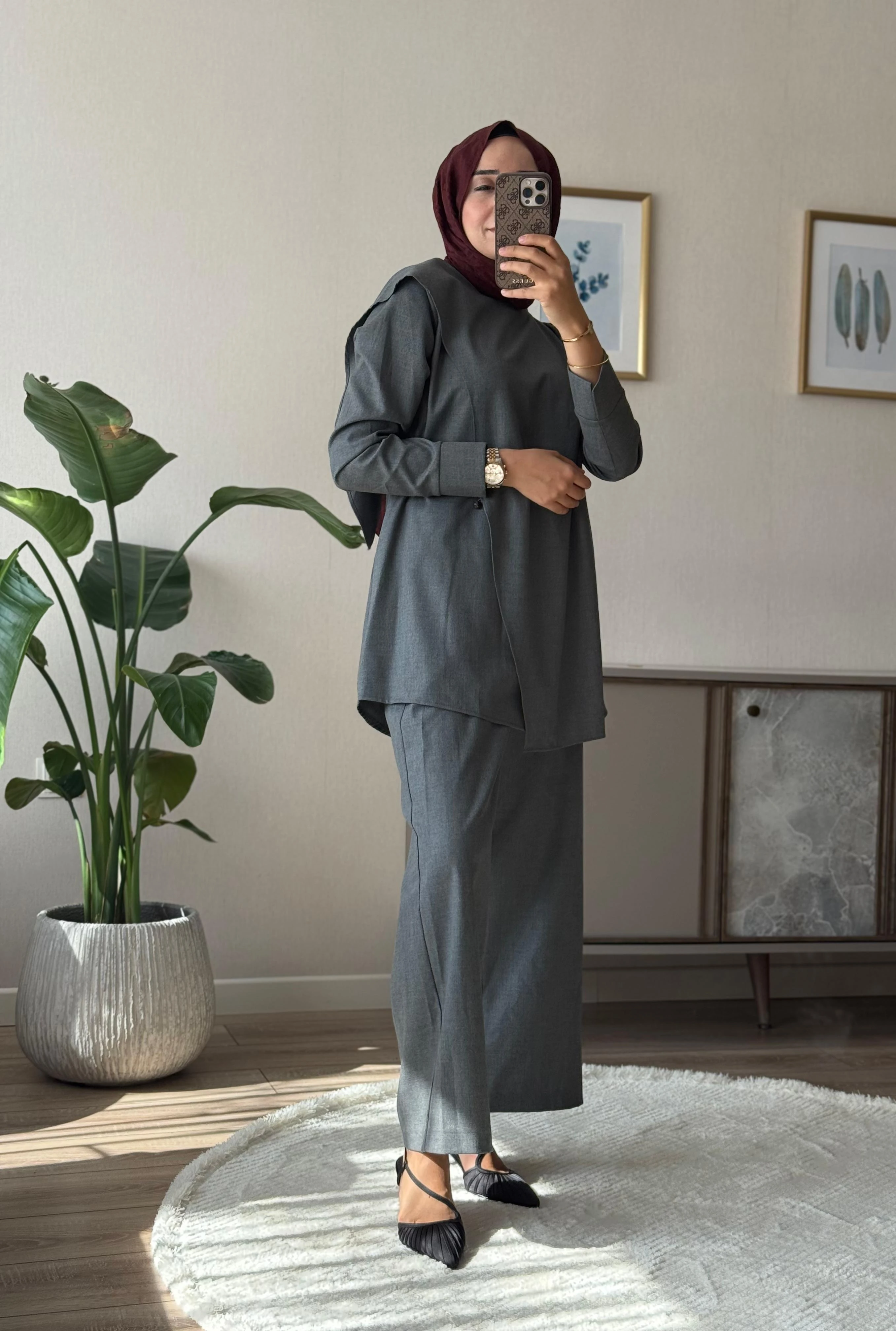 Pelerin Detaylı Şık Takım - Gri