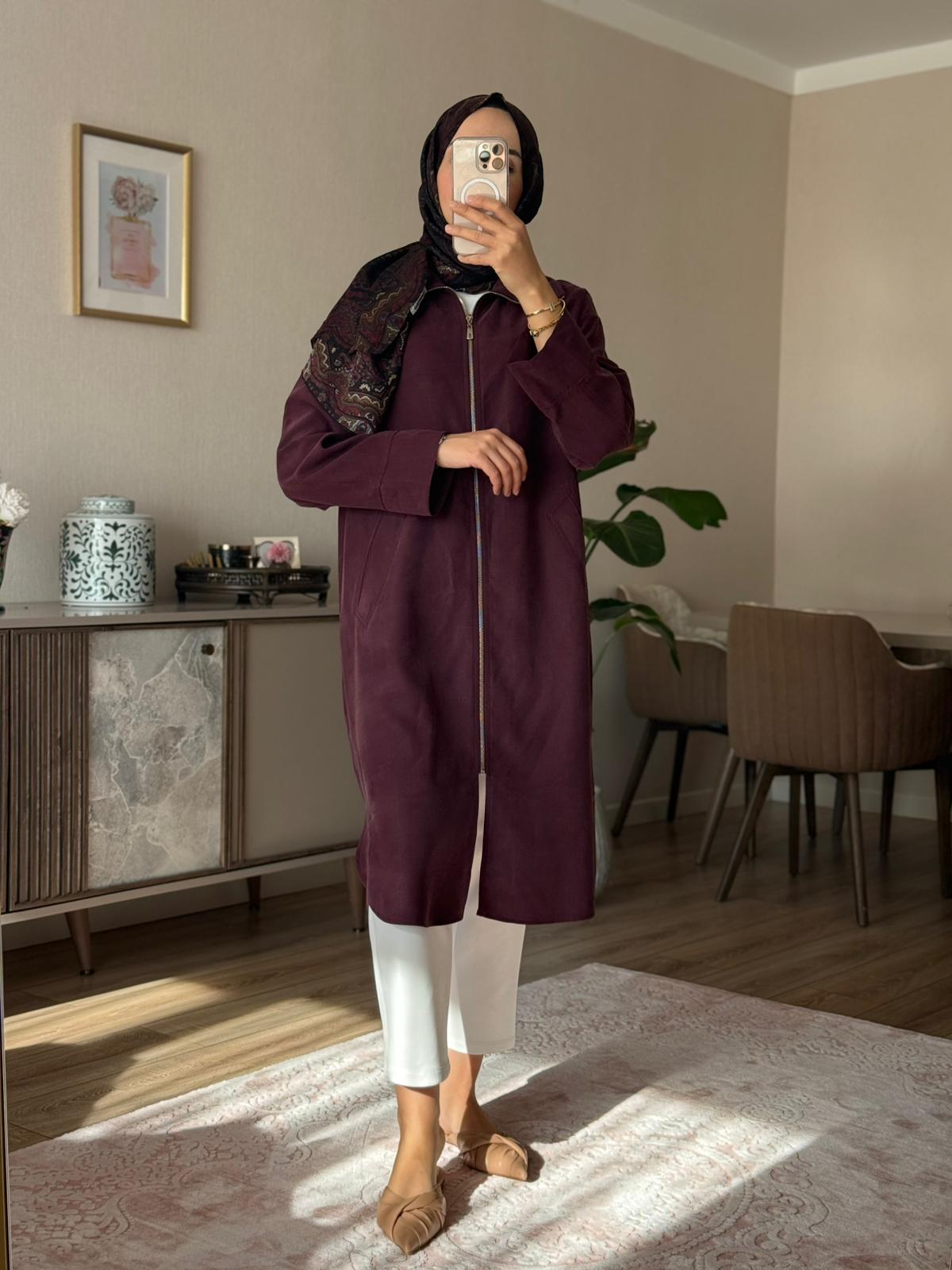 Dik Yaka Fermuarlı Kap