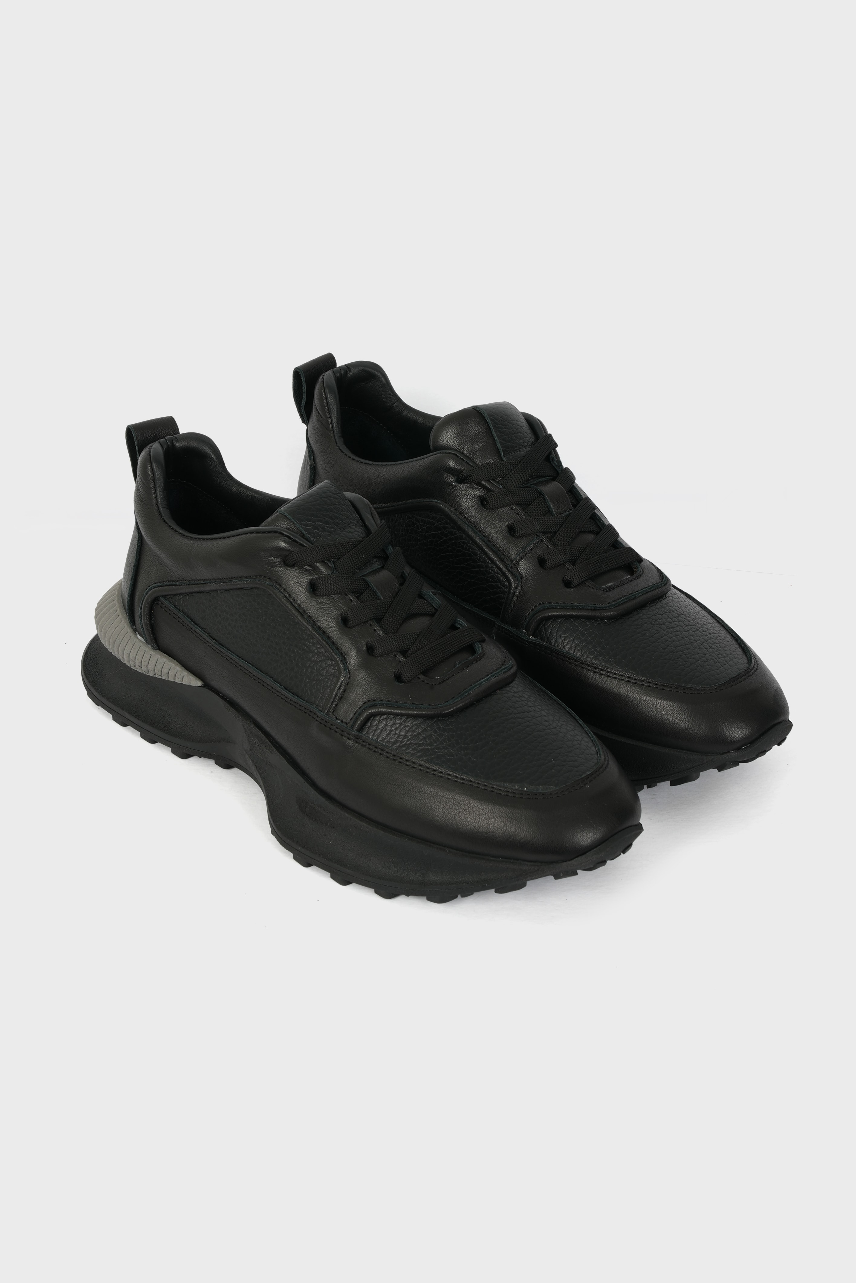 Eschi Sava Serisi Kadın Siyah Hakiki Deri Sneaker Ayakkabı