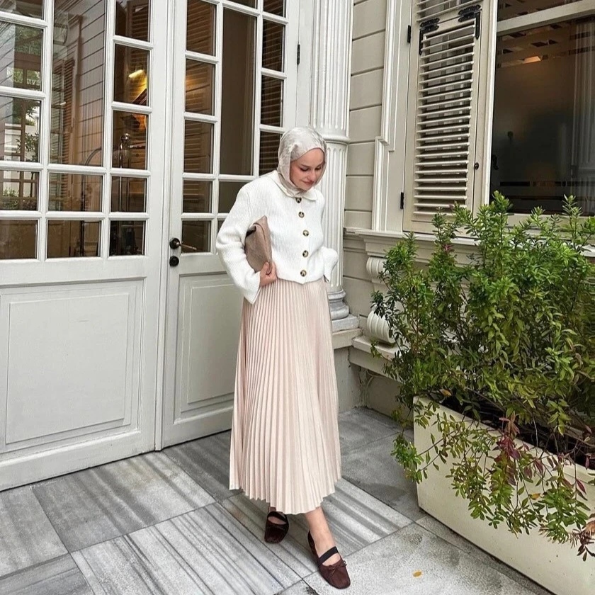 Henza Marka Bej Piliseli Etek