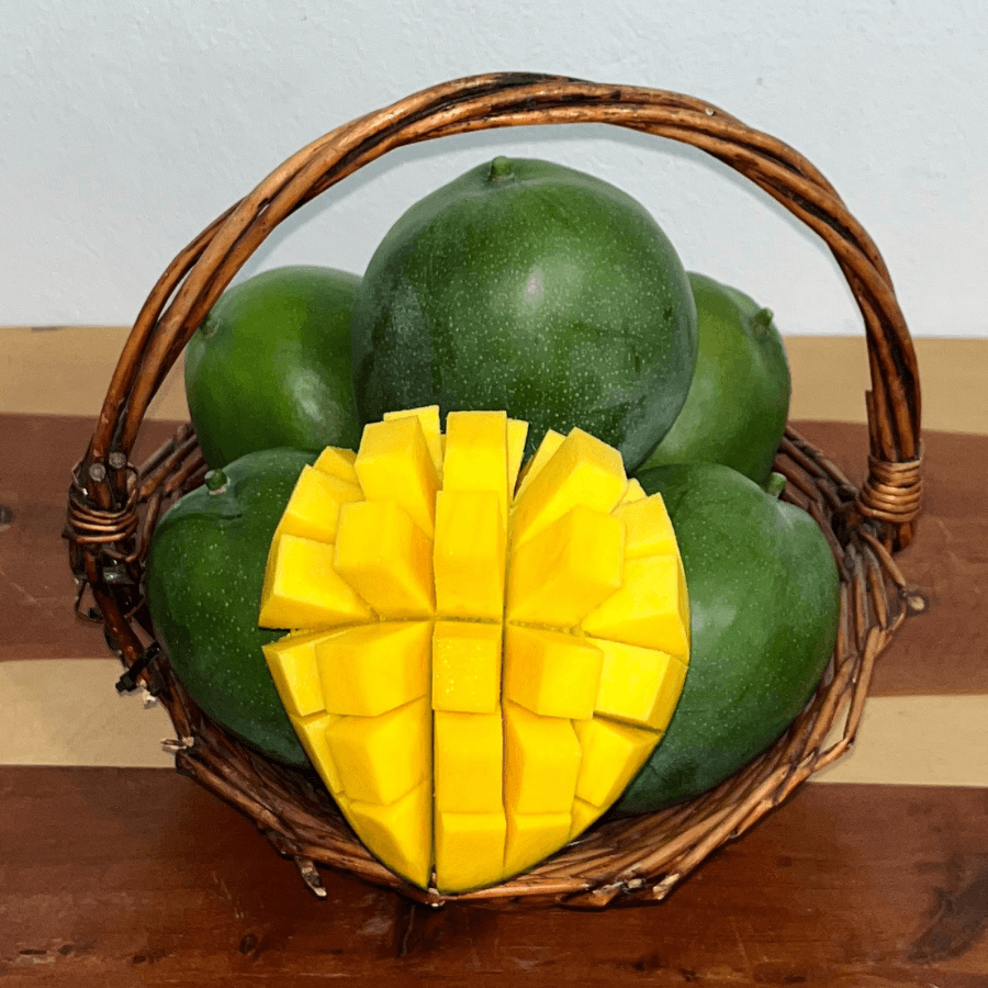 1 adet Yerli Mango (700 - 900 gr arası)