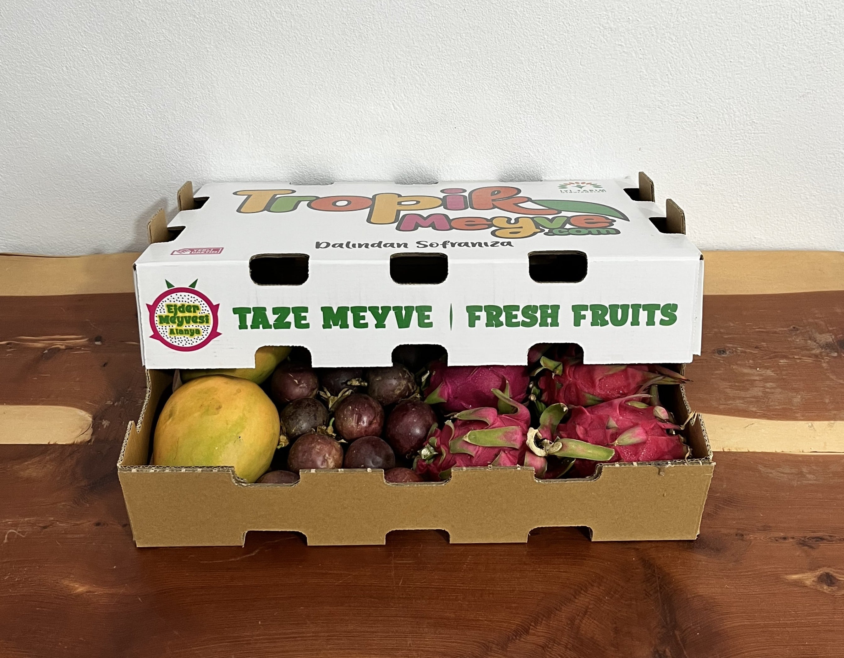 Passion Fruit (Çarkıfelek)-Ejder-Mango Kutusu