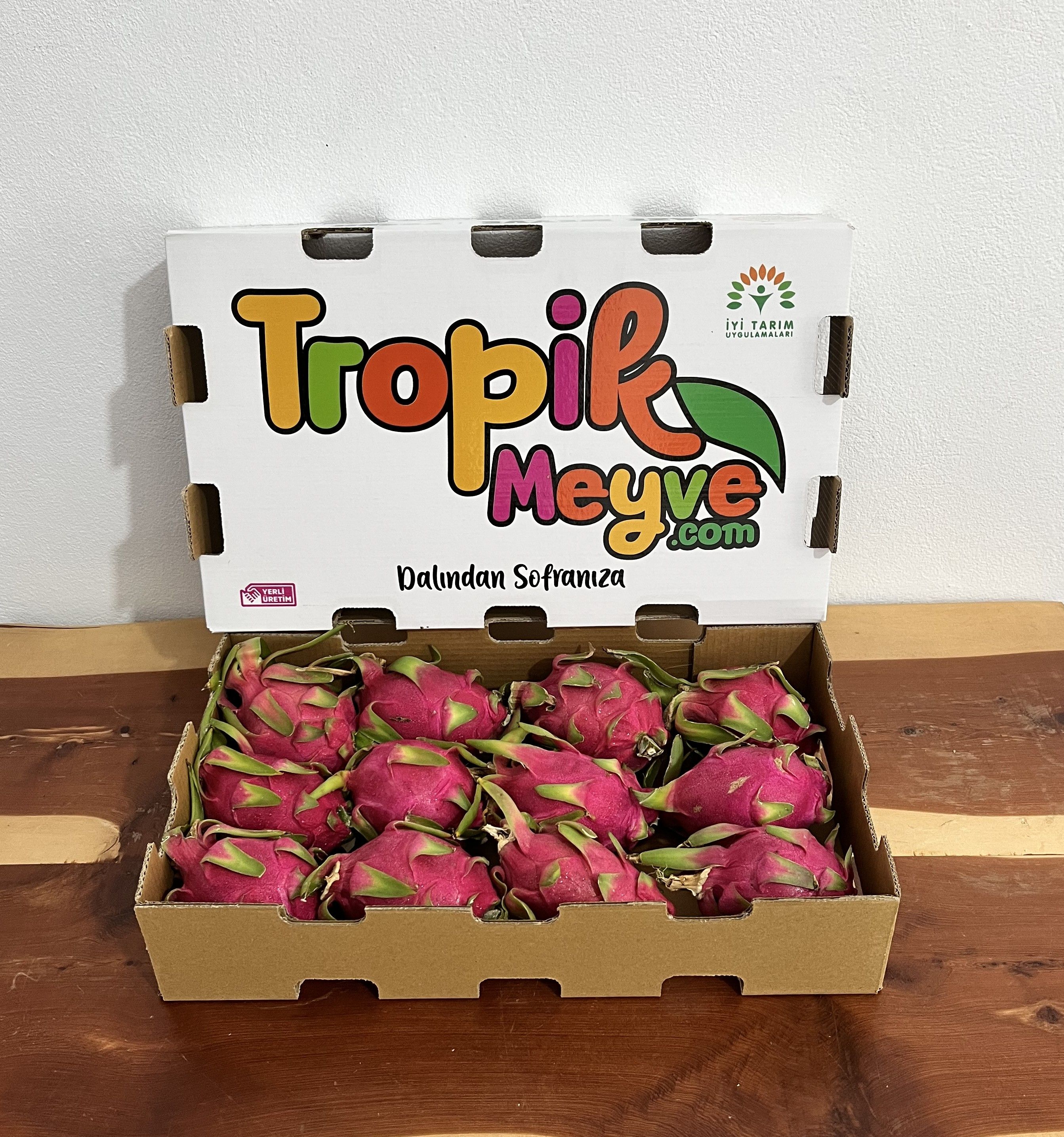 Tropik Beyaz Ejder Meyvesi Kutusu