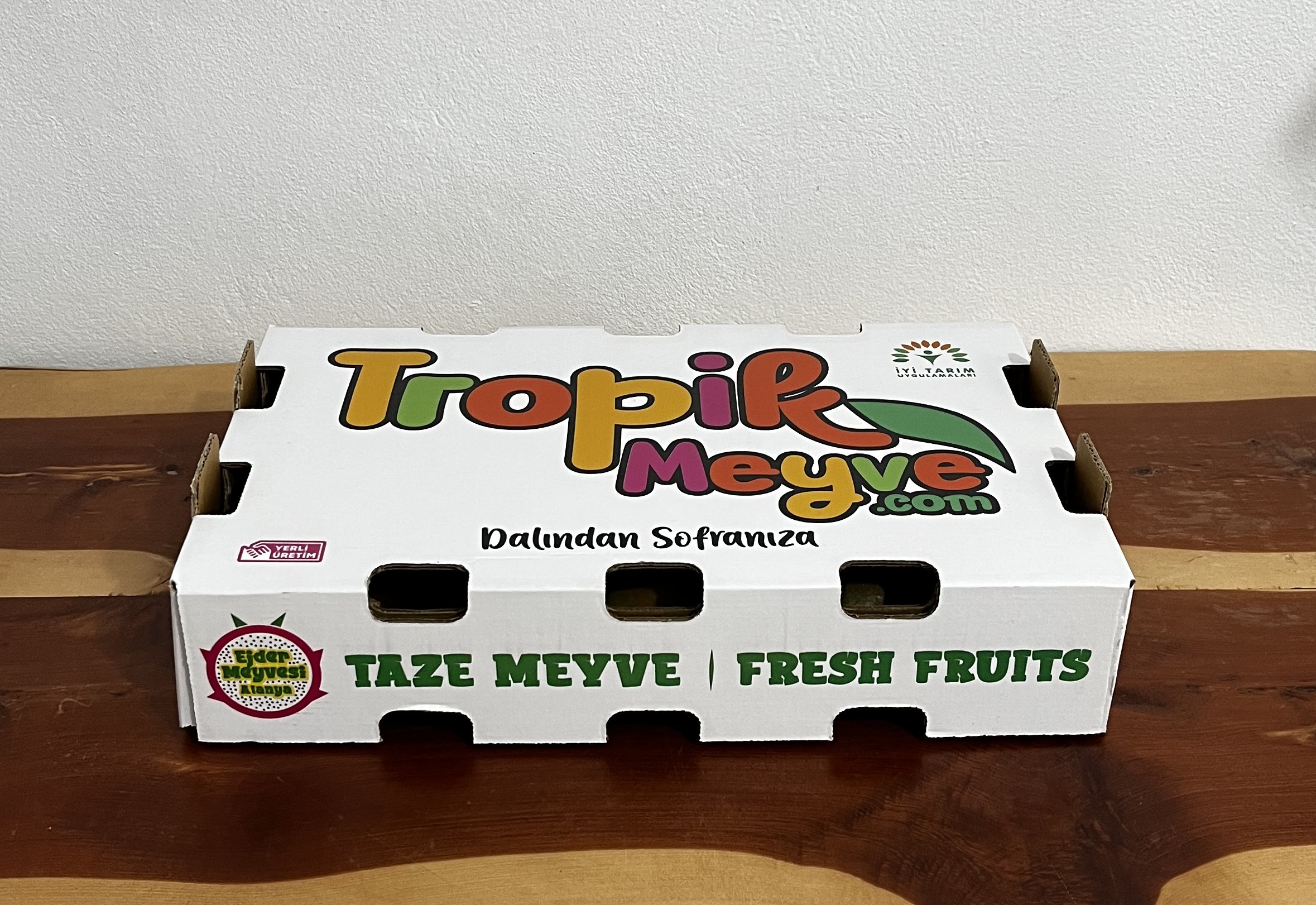 Yerli Mango Kutusu (18'li) görseli.