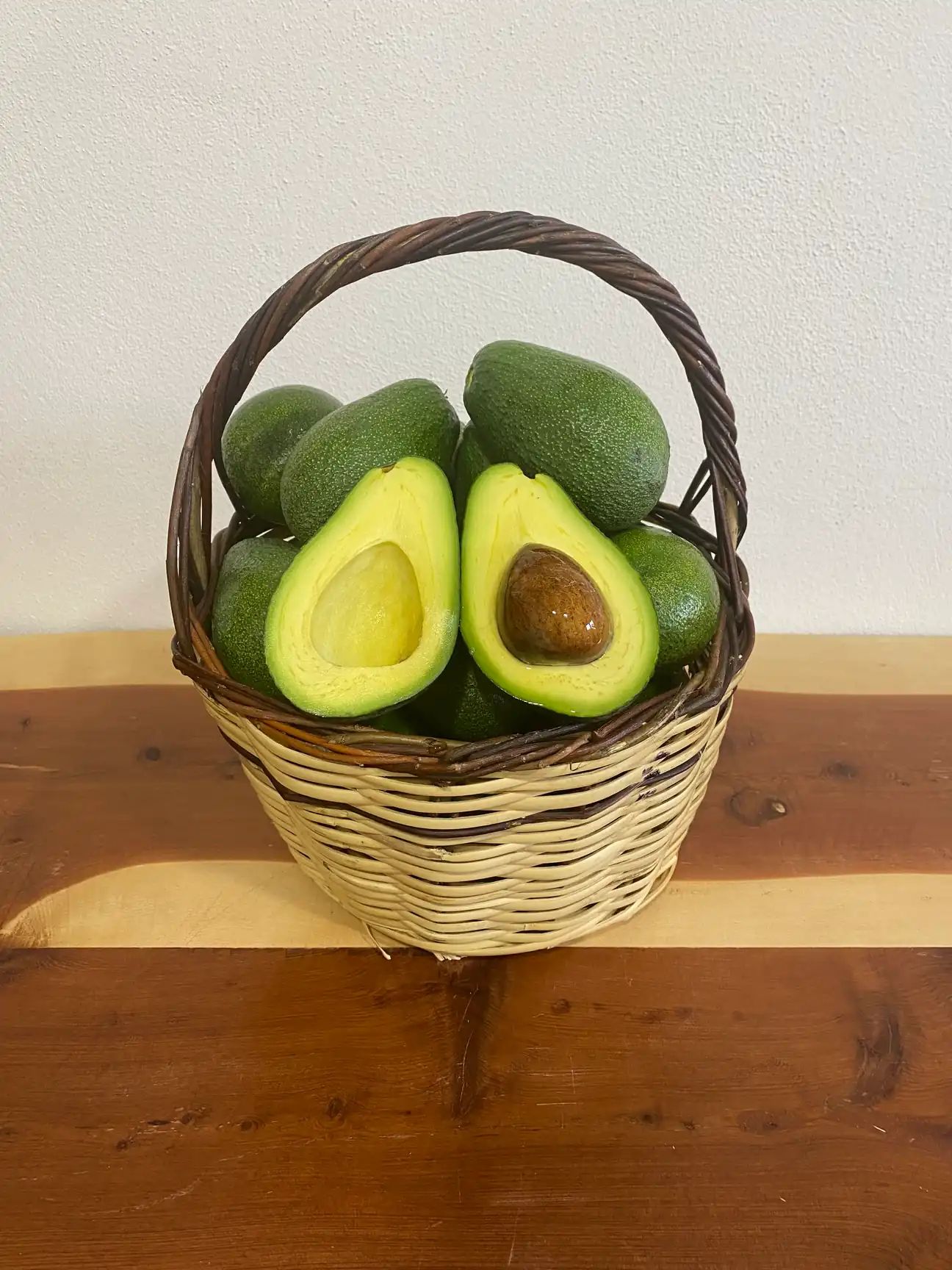 15 adet Avokado (Fuerte) adet 200 gr üzeri