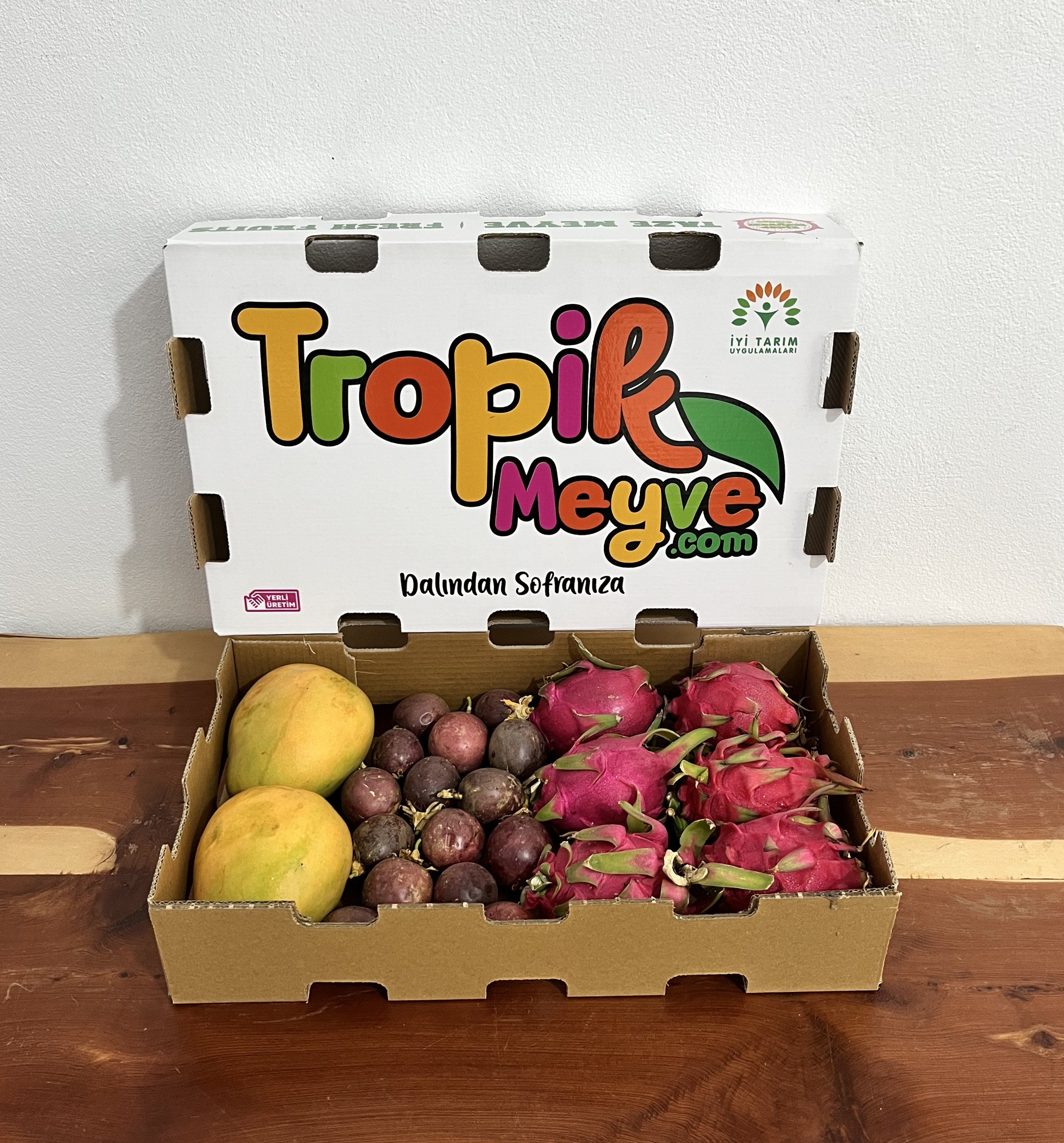 Passion Fruit (Çarkıfelek)-Ejder-Mango Kutusu