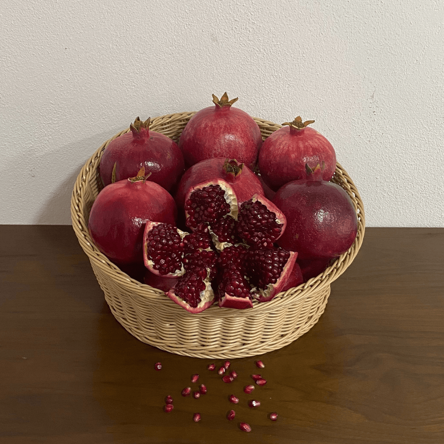 1 adet Nar (Hicaz) 300 gr üzeri