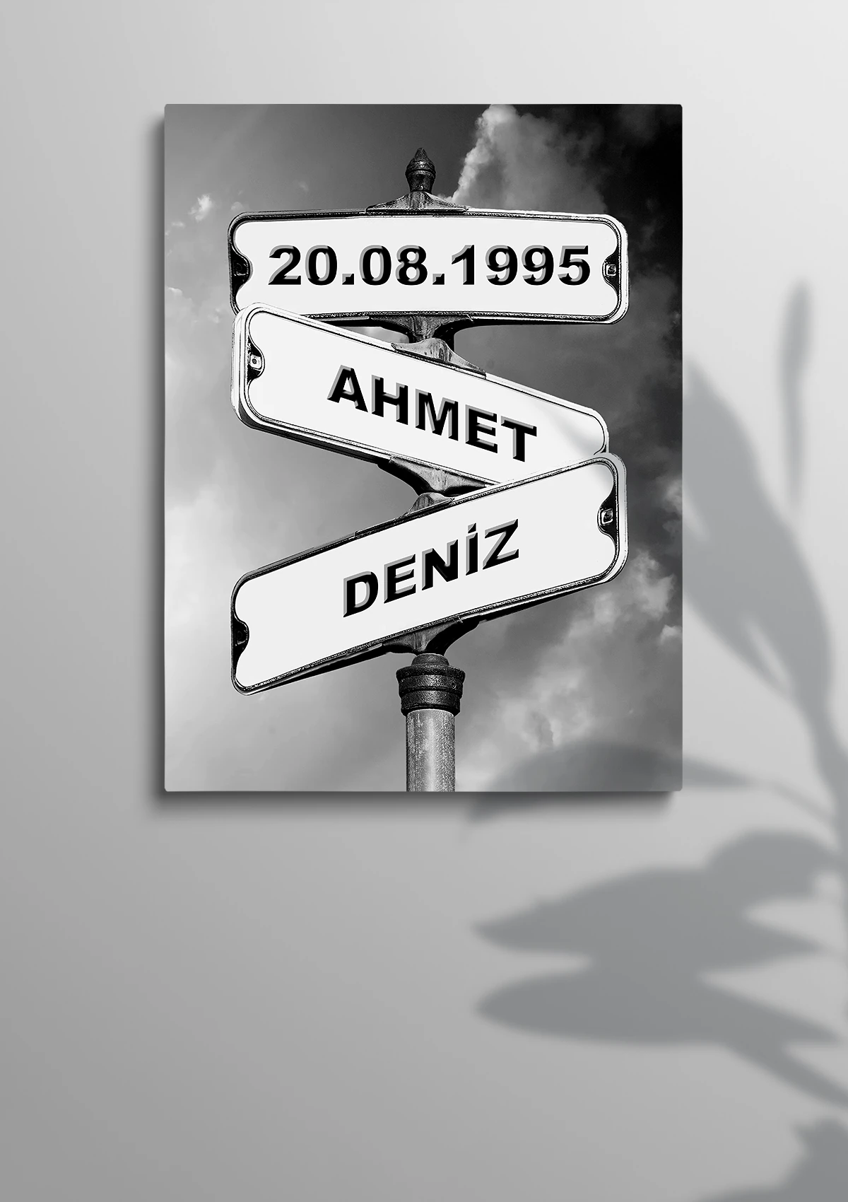 Yön Göstergeli Pano tasarımlı İsimli Tablo