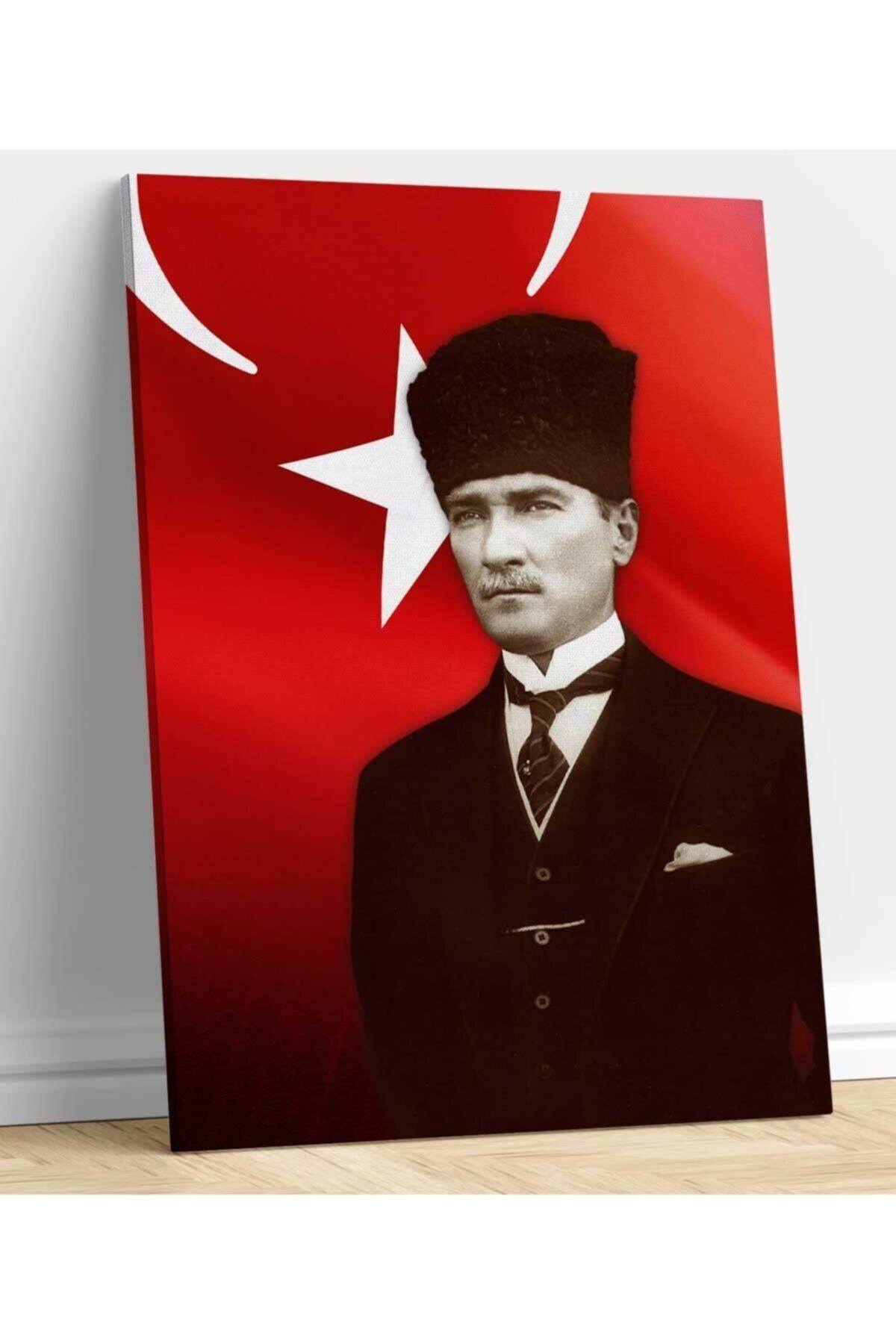 Mustafa Kemal Atatürk Ve Türk Bayrağı Kanvas Tablo
