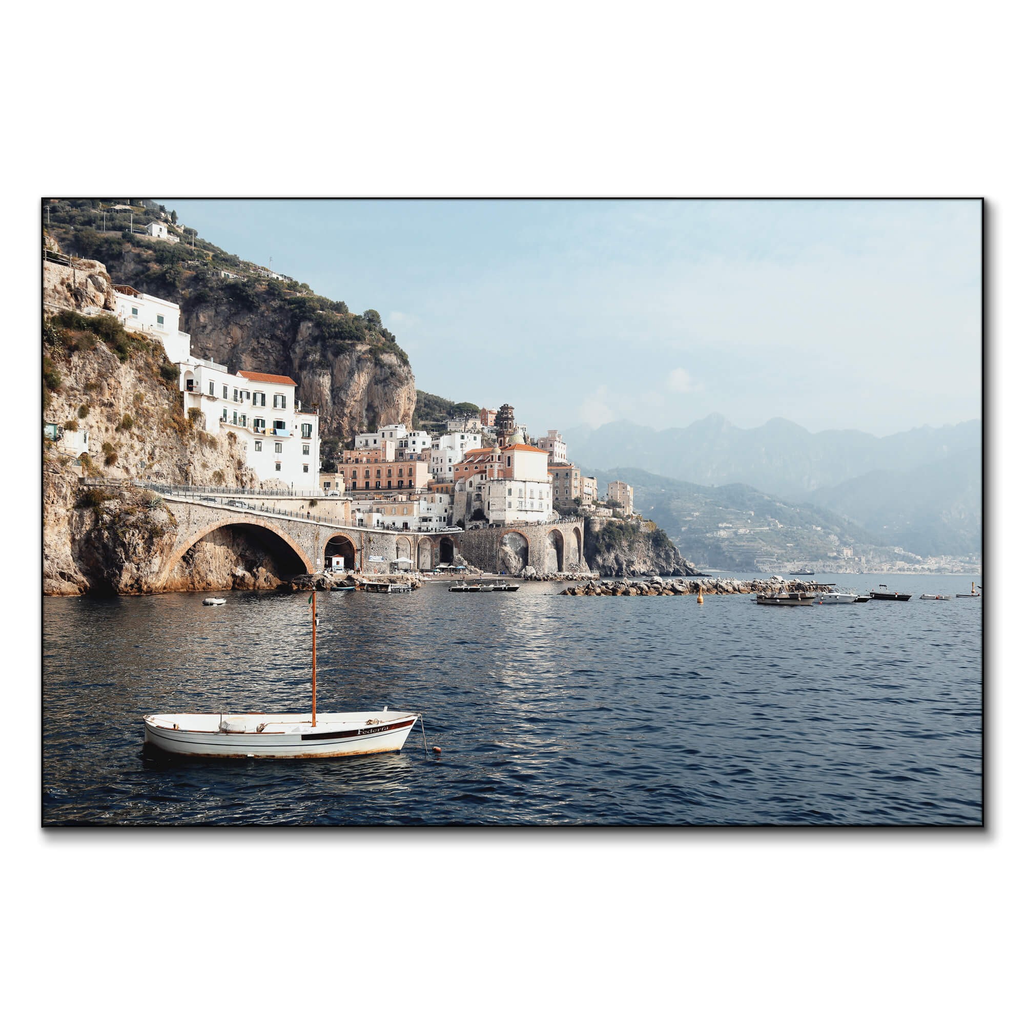 Amalfi'de Sabah Kıyısı Manzara Tablosu