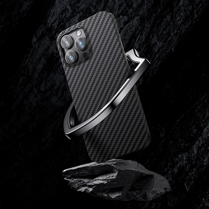 iPhone 14 Pro Max Kılıf Magsafe Özellikli Karbon Fiber Benks Essential Kevlar Kılıf