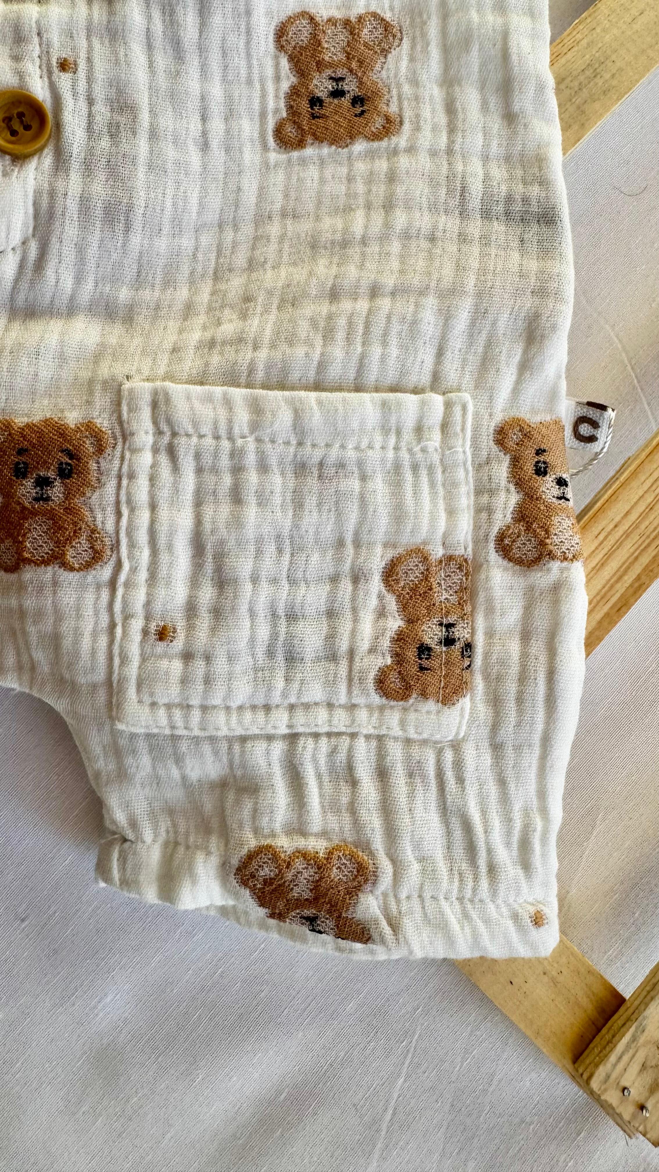 %100 Pamuk Müslin Yazlık Unisex Bebek Tulum – Ayıcık Desenli Düğmeli Model