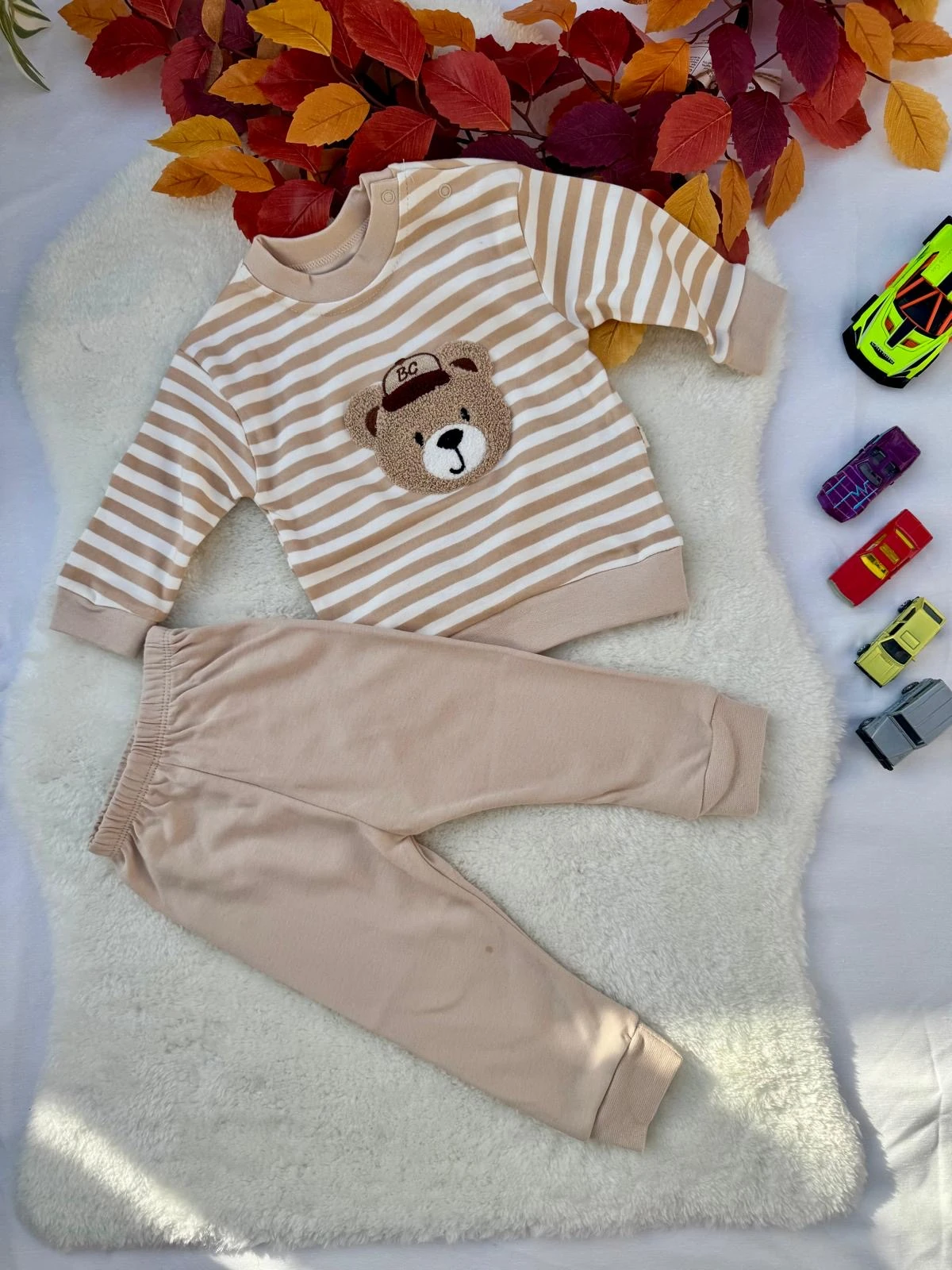 2’li Bebek Eşofman Takımı – Çizgili Ayıcık Nakışlı