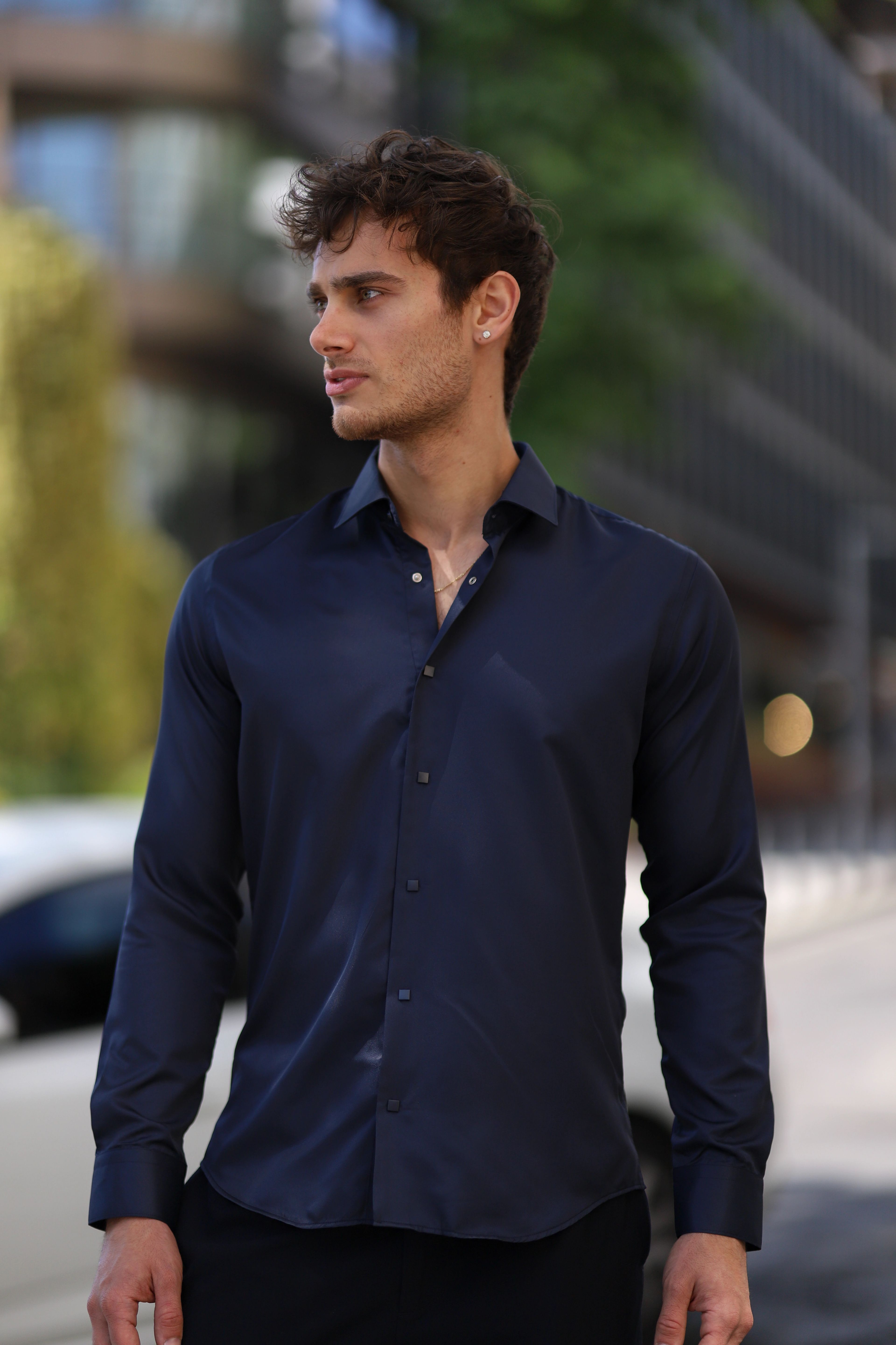 Slim Fit Çıtçıtlı Saten Gömlek
