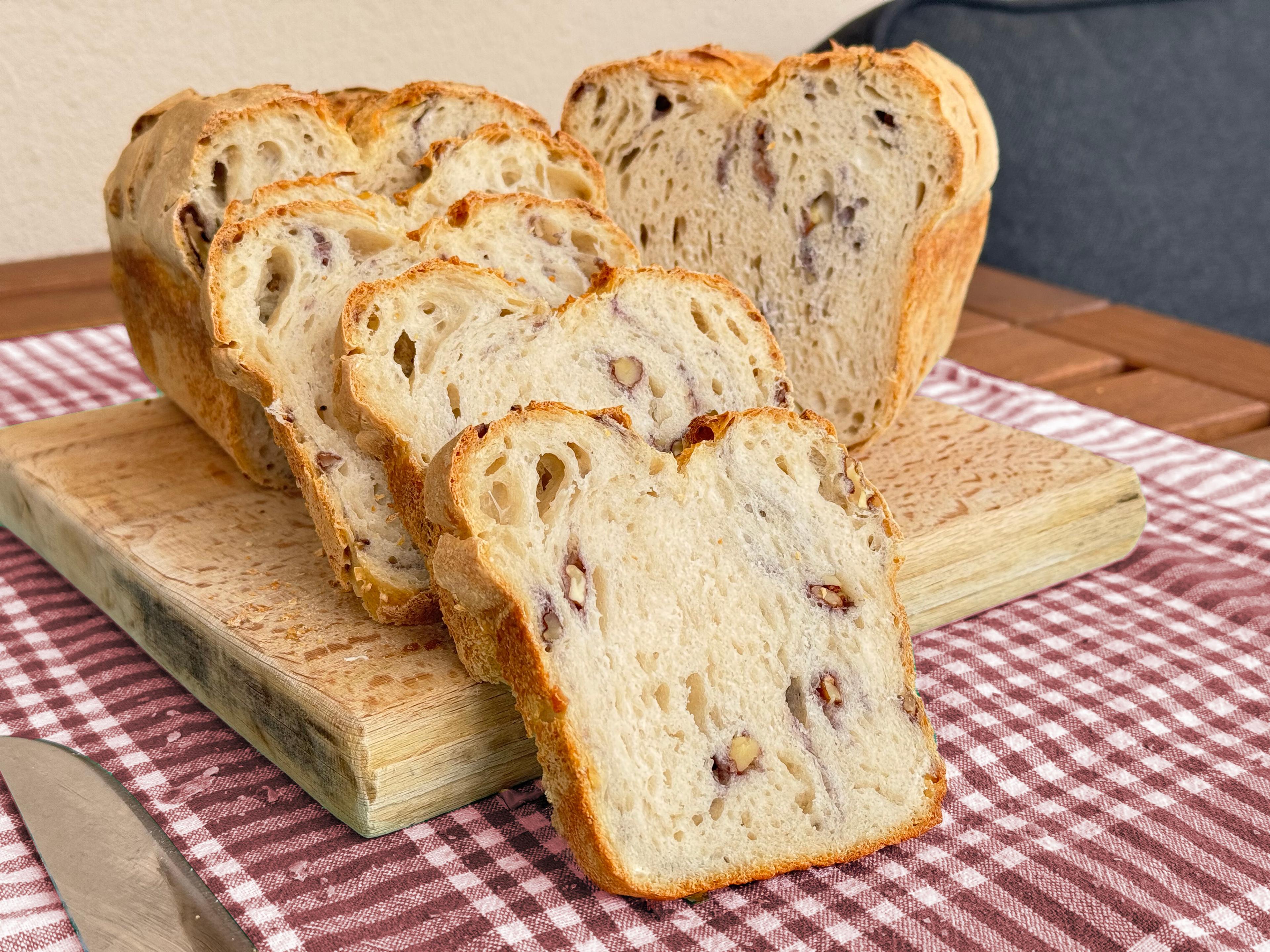 Cevizli Ekşi Mayalı Ekmek 1000 GR