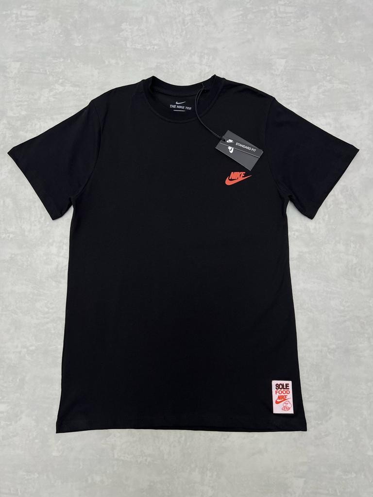 Dumplings Dunks D. Black T-shirt
