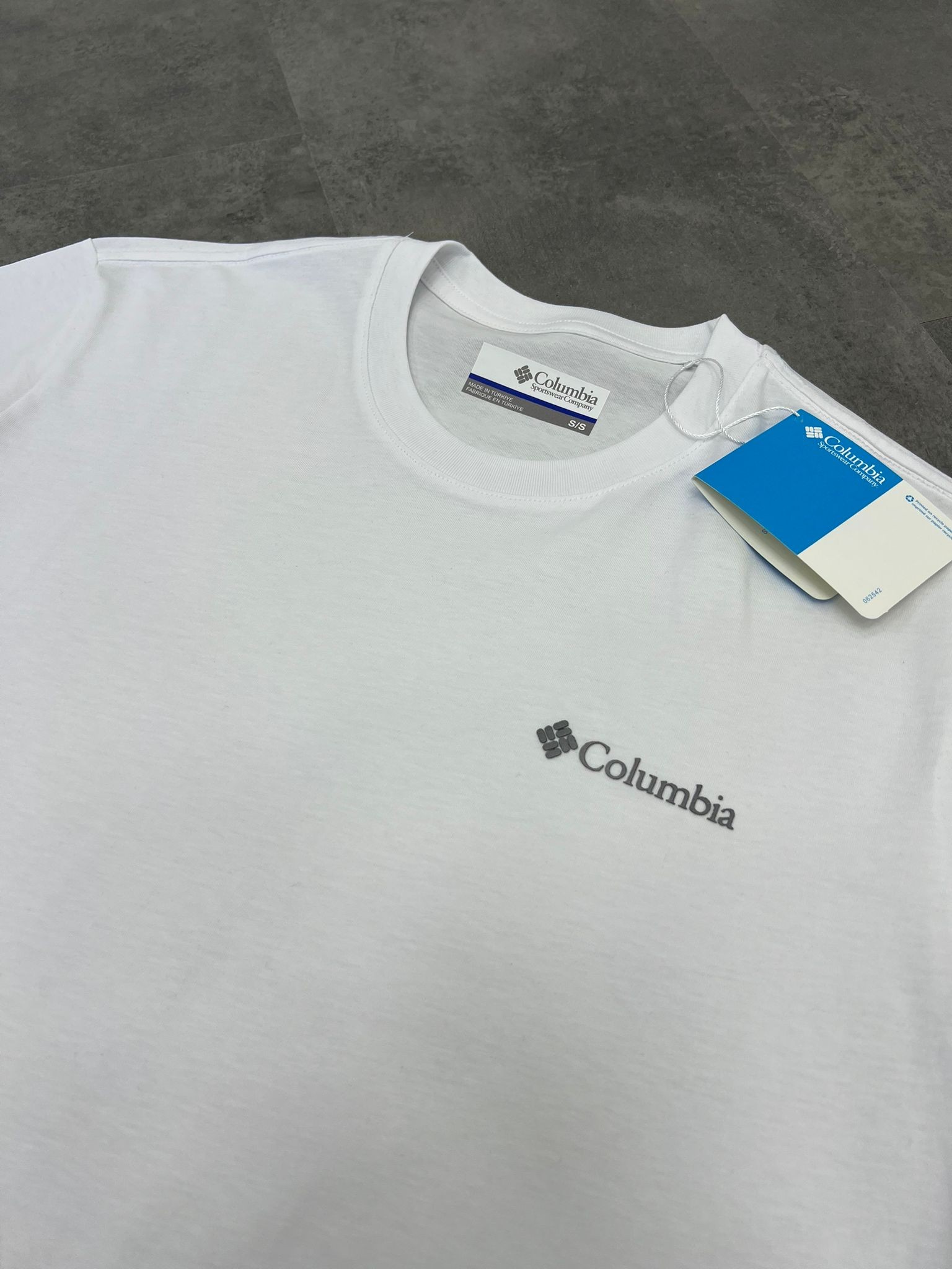 Yeni Sezon Basic Mini Logo Classic White T-shirt
