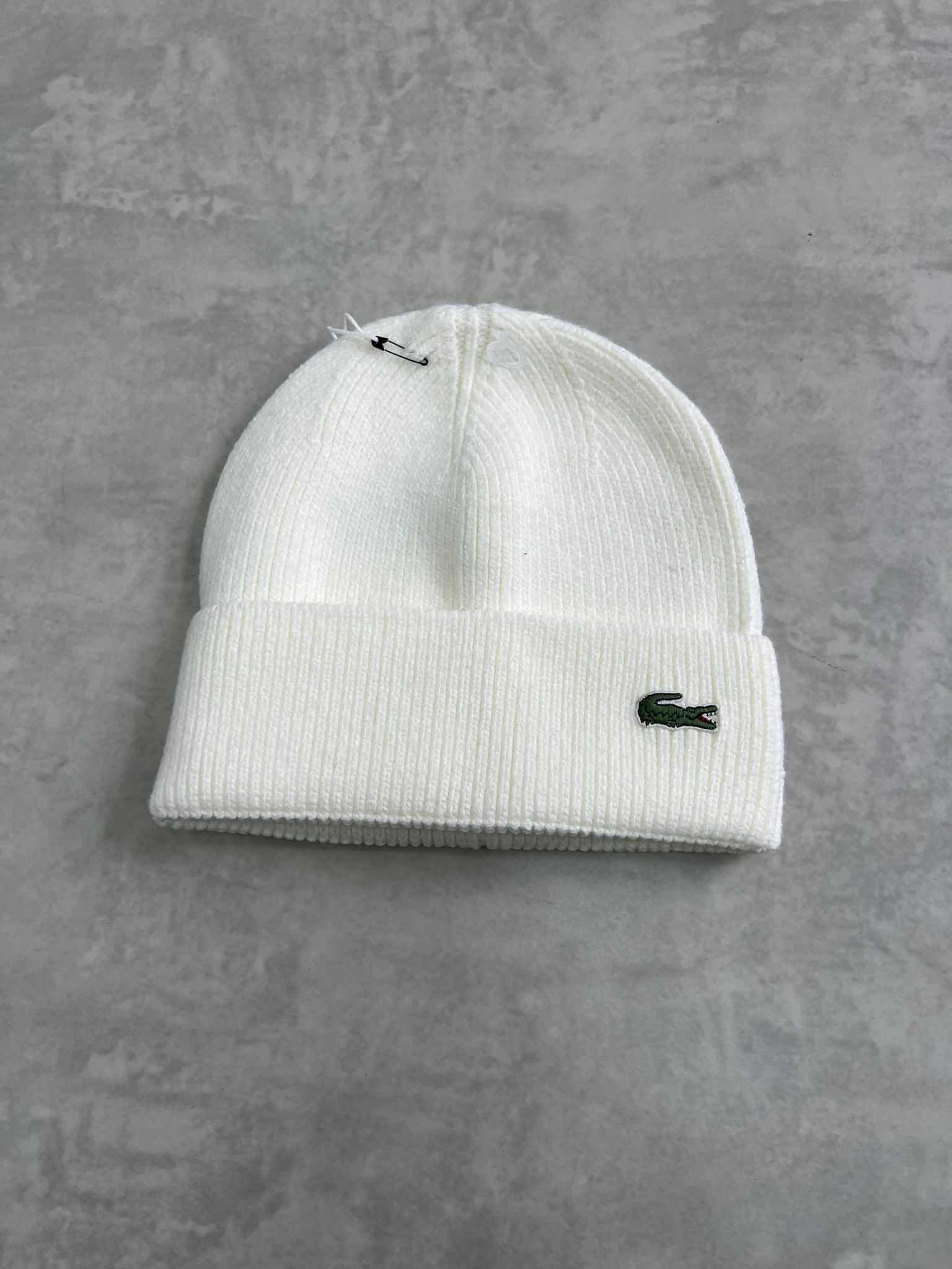 Classic Basic Yün Cream Bere
