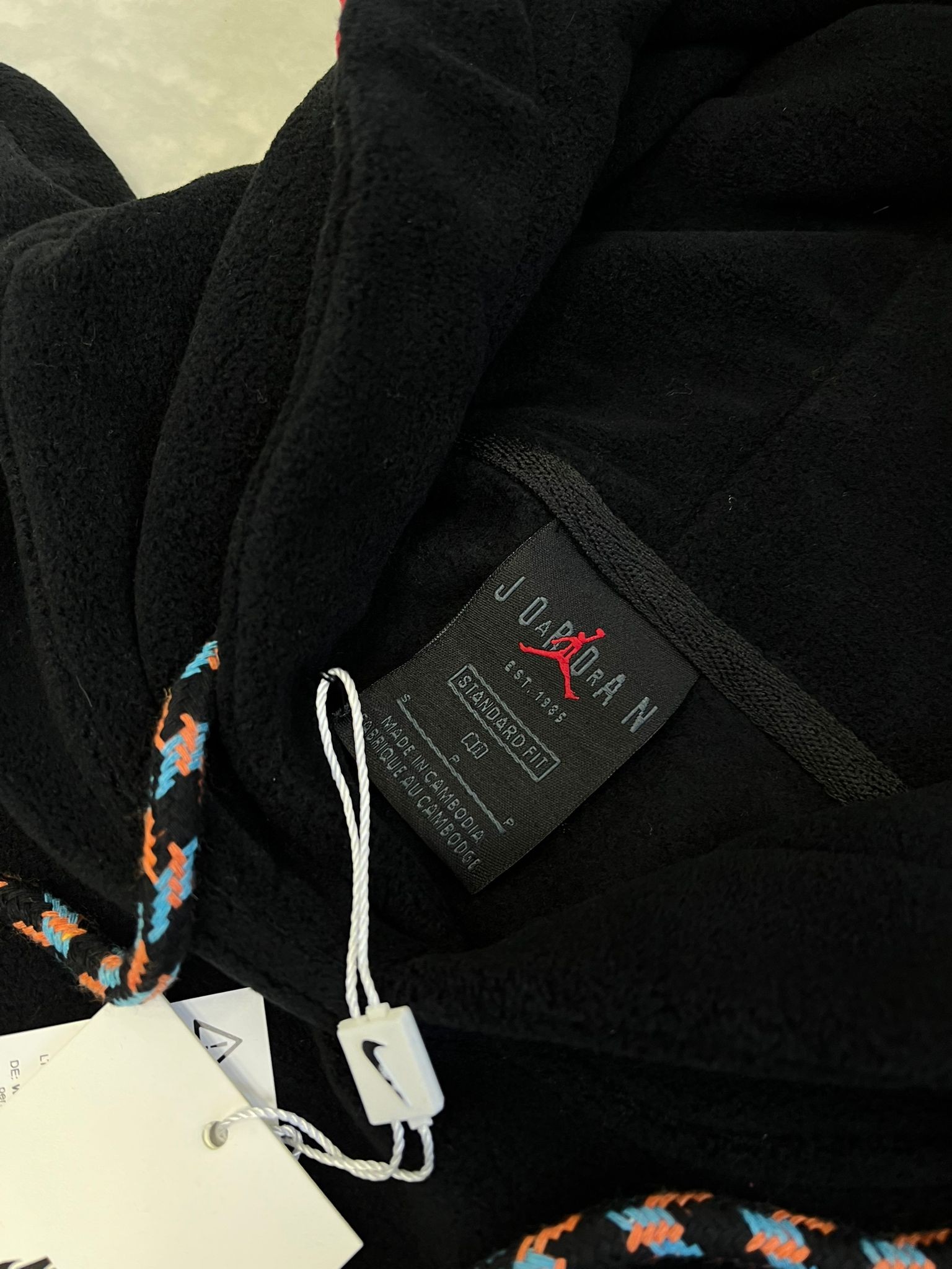 Essential Statement Mountaınsıde Fleece Black Hoodie