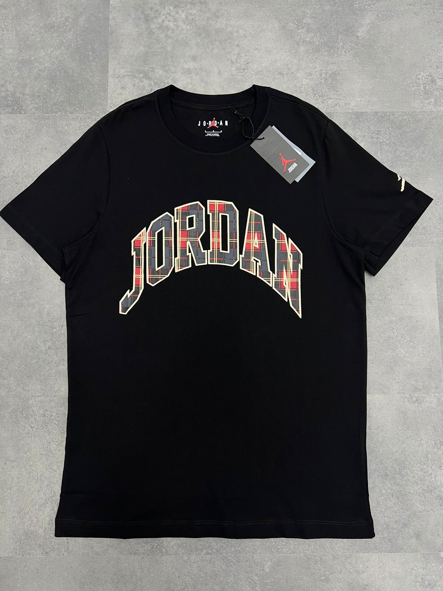 Yeni Sezon Ekoseli Series Black  T-shirt