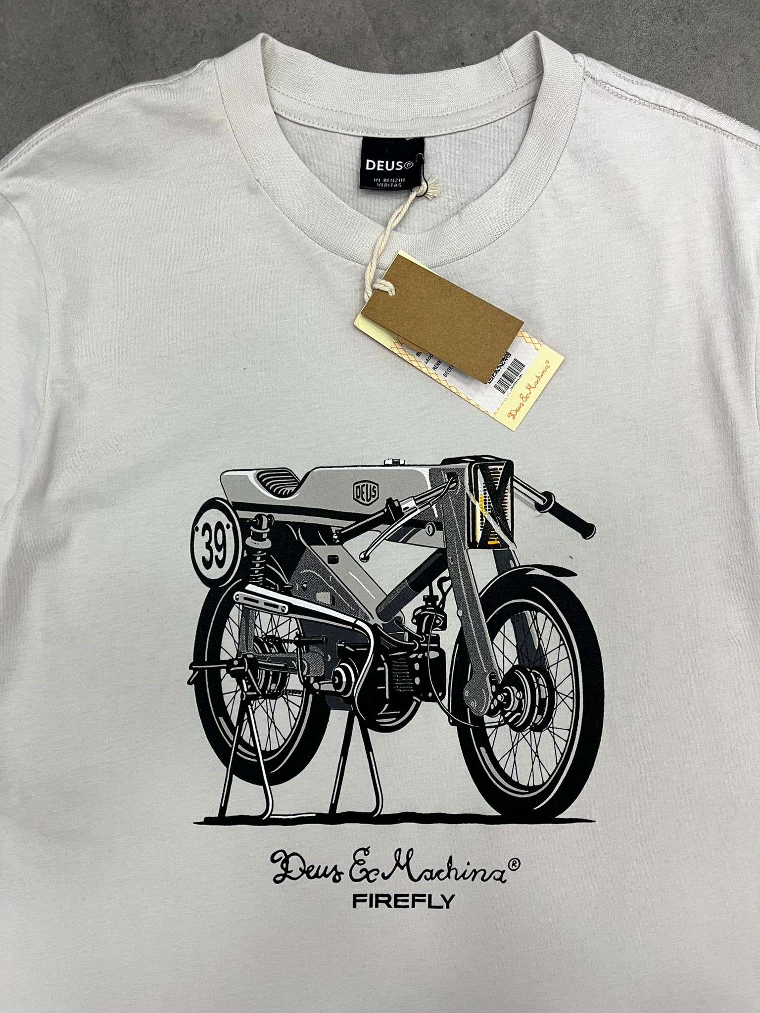 Yeni Sezon Ex Machina Fire Flay Light Gray T-shirt